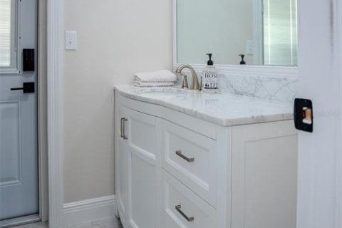 Casa en alquiler en Sarasota, Florida, 3 dormitorios, 121.42 m2 № 2225645 - foto 12