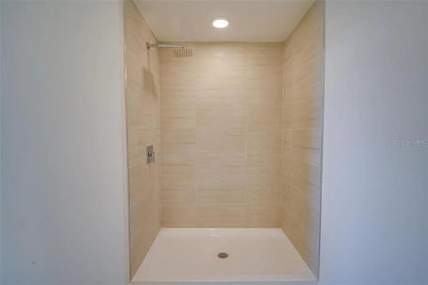 Copropriété à vendre à Orlando, Floride: 2 chambres, 100.8 m2 № 2150659 - photo 17