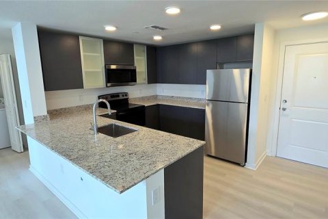 Copropriété à vendre à Orlando, Floride: 2 chambres, 100.8 m2 № 2150659 - photo 6
