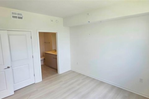 Copropriété à vendre à Orlando, Floride: 2 chambres, 100.8 m2 № 2150659 - photo 15