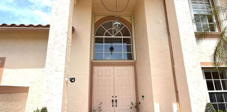 Casa en Boynton Beach, Florida 3 dormitorios, 227.52 m2 № 2191683