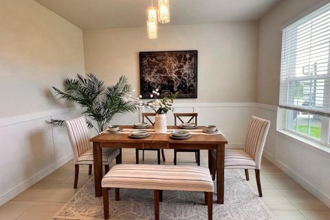Casa en venta en Clermont, Florida, 4 dormitorios, 269.42 m2 № 1782857 - foto 9