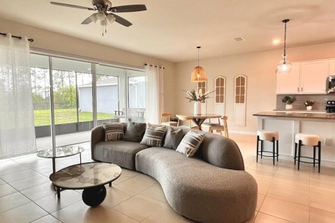 Casa en venta en Clermont, Florida, 4 dormitorios, 269.42 m2 № 1782857 - foto 3