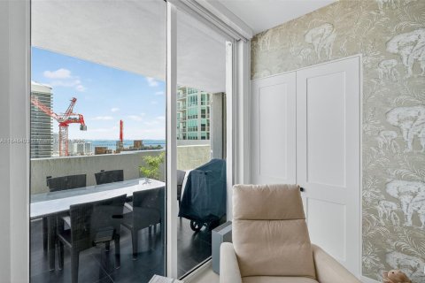 Condo in Miami, Florida, 3 bedrooms  № 1855081 - photo 27