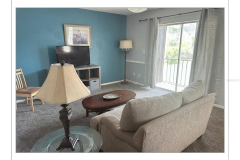 Condominio en alquiler en Port Richey, Florida, 1 dormitorio, 53.14 m2 № 1905659 - foto 5