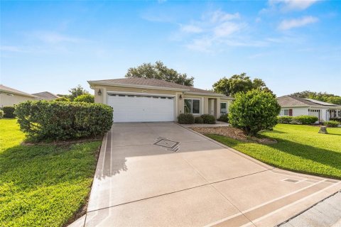 House in Summerfield, Florida 3 bedrooms, 156.17 sq.m. № 1774755 - photo 6
