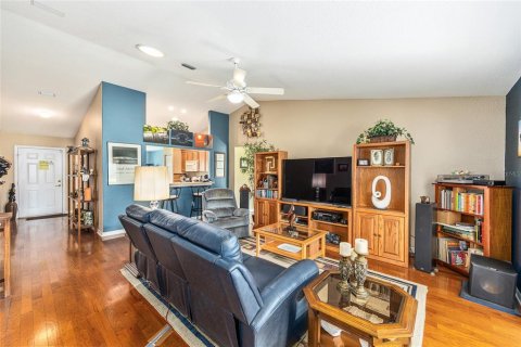 House in Summerfield, Florida 3 bedrooms, 156.17 sq.m. № 1774755 - photo 18