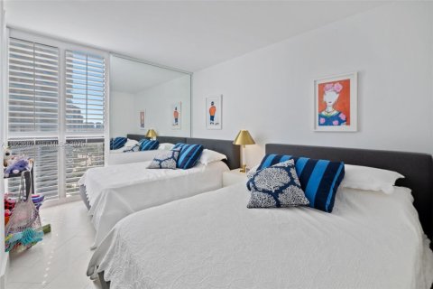 Condominio en alquiler en Aventura, Florida, 2 dormitorios, 115.2 m2 № 1982094 - foto 12