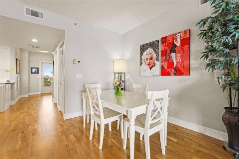 Condominio en venta en Cocoa, Florida, 2 dormitorios, 150.13 m2 № 2097237 - foto 9