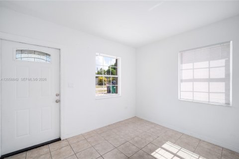 Villa ou maison à vendre à Homestead, Floride: 3 chambres, 128.67 m2 № 2186402 - photo 4
