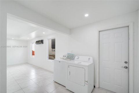 Villa ou maison à vendre à Homestead, Floride: 3 chambres, 128.67 m2 № 2186402 - photo 21
