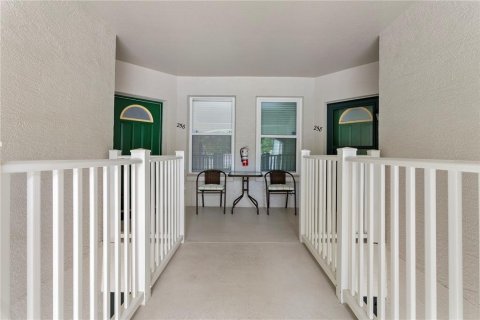 Copropriété à vendre à Altamonte Springs, Floride: 3 chambres, 117.71 m2 № 2418899 - photo 2