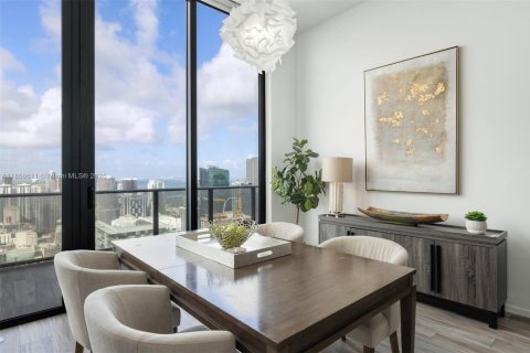 Condo in Miami, Florida, 3 bedrooms  № 1962896 - photo 6