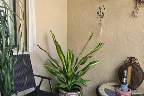 Copropriété à louer à Weston, Floride: 2 chambres, 116.69 m2 № 1972064 - photo 6