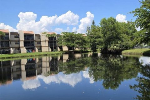 Copropriété à louer à Weston, Floride: 2 chambres, 116.69 m2 № 1972064 - photo 10
