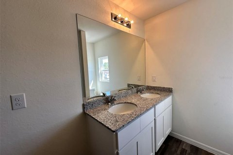 Casa en alquiler en Punta Gorda, Florida, 4 dormitorios, 170.57 m2 № 1908927 - foto 11