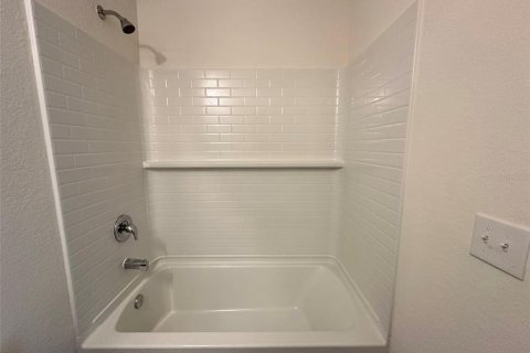 Casa en alquiler en Punta Gorda, Florida, 4 dormitorios, 170.57 m2 № 1908927 - foto 18