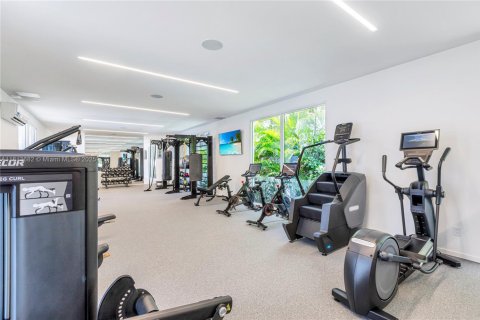 Condo in Bal Harbour, Florida, 3 bedrooms  № 1761811 - photo 25