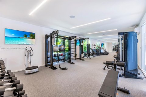 Condo in Bal Harbour, Florida, 3 bedrooms  № 1761811 - photo 22