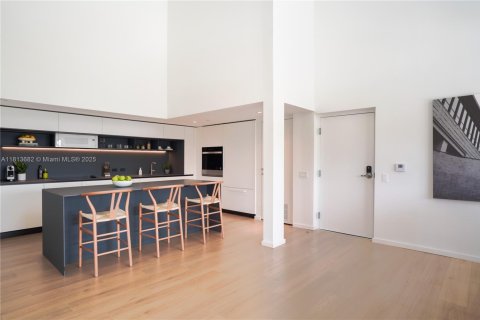 Condo in Bal Harbour, Florida, 3 bedrooms  № 1761811 - photo 4