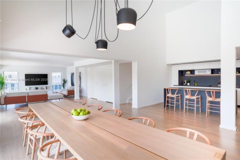 Condo in Bal Harbour, Florida, 3 bedrooms  № 1761811 - photo 5