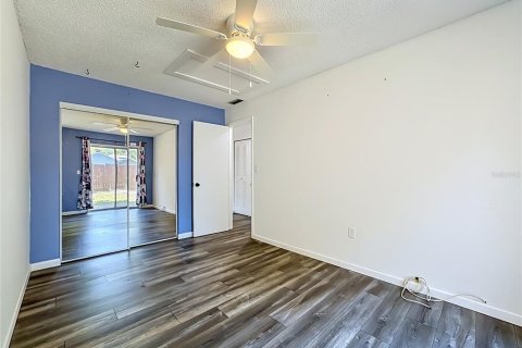 Condo in Bradenton, Florida, 2 bedrooms  № 2147494 - photo 14