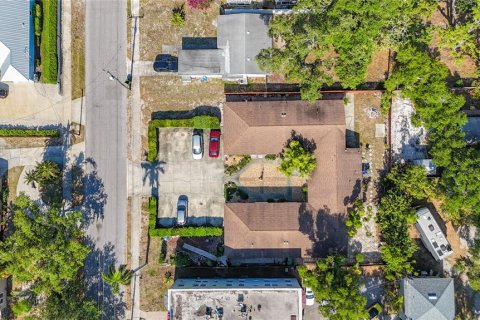 Condo in Bradenton, Florida, 2 bedrooms  № 2147494 - photo 22