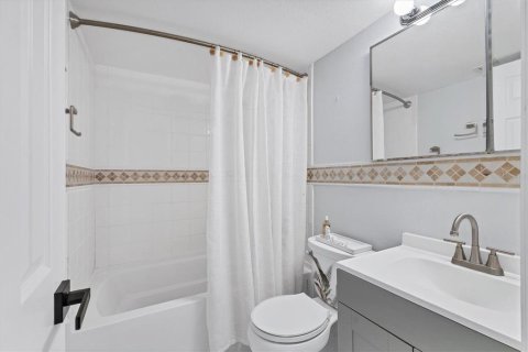 Купить виллу или дом в Венеция, Флорида 8 комнат, 203.27м2, № 1901298 - фото 22