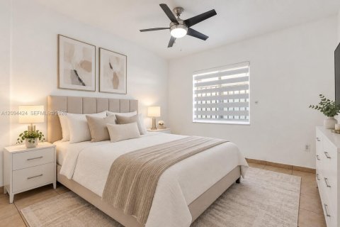 Villa ou maison à louer à Hialeah Gardens, Floride: 4 chambres, 143.16 m2 № 2383003 - photo 16