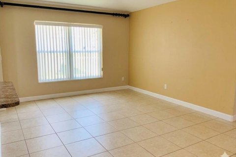 Villa ou maison à vendre à Port St. Lucie, Floride: 4 chambres, 214.6 m2 № 2085488 - photo 30