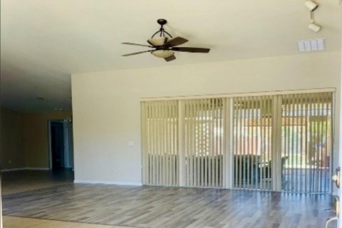 Villa ou maison à vendre à Port St. Lucie, Floride: 4 chambres, 214.6 m2 № 2085488 - photo 9