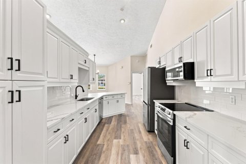 Villa ou maison à vendre à Port St. Lucie, Floride: 4 chambres, 246.47 m2 № 2245123 - photo 7