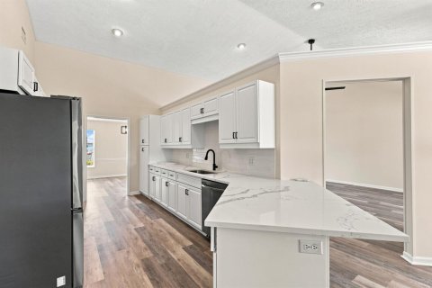 Villa ou maison à vendre à Port St. Lucie, Floride: 4 chambres, 246.47 m2 № 2245123 - photo 8