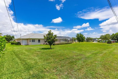 Villa ou maison à vendre à Port St. Lucie, Floride: 4 chambres, 246.47 m2 № 2245123 - photo 23