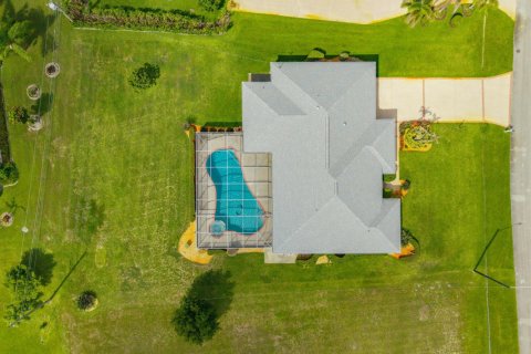 Villa ou maison à vendre à Port St. Lucie, Floride: 4 chambres, 246.47 m2 № 2245123 - photo 25