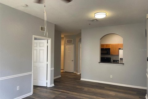 Condo in Orlando, Florida, 2 bedrooms  № 1778015 - photo 6