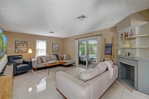 Villa ou maison à vendre à Fort Lauderdale, Floride: 3 chambres, 100.89 m2 № 1848358 - photo 8