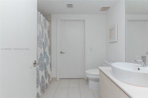 Copropriété à louer à Miami, Floride: 1 chambre, 64.1 m2 № 2051051 - photo 10