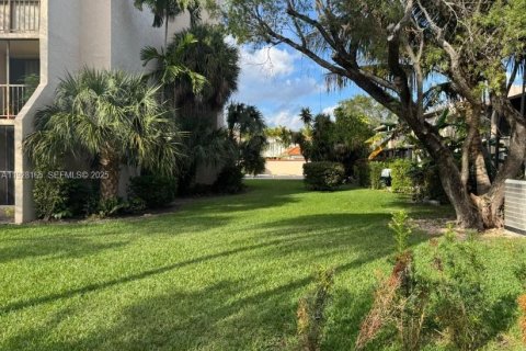 Touwnhouse à louer à Hallandale Beach, Floride: 3 chambres, 162.58 m2 № 1987306 - photo 19