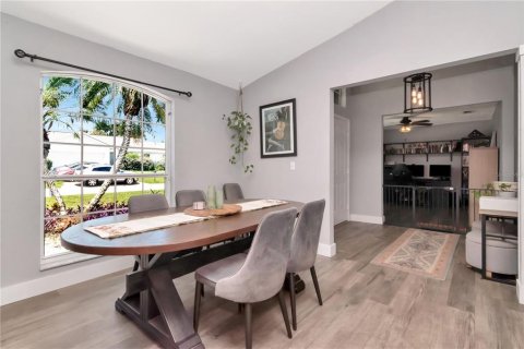 Casa en venta en Lakeland, Florida, 3 dormitorios, 204.01 m2 № 1796197 - foto 11