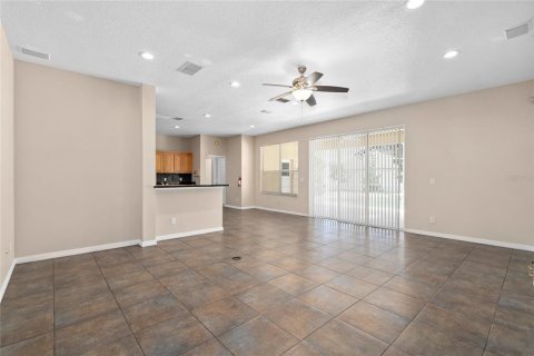 Villa ou maison à vendre à Orlando, Floride: 4 chambres, 235.51 m2 № 2203513 - photo 16