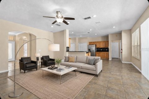 Villa ou maison à vendre à Orlando, Floride: 4 chambres, 235.51 m2 № 2203513 - photo 10