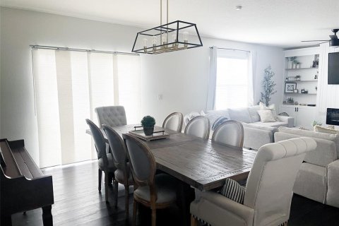 Casa en venta en Kissimmee, Florida, 4 dormitorios, 217.3 m2 № 1571966 - foto 4