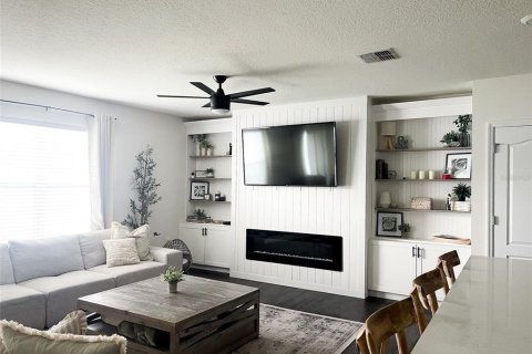 Casa en venta en Kissimmee, Florida, 4 dormitorios, 217.3 m2 № 1571966 - foto 27