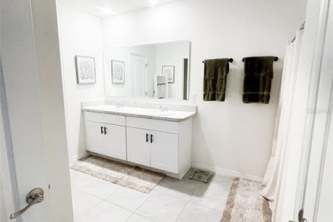 Casa en venta en Kissimmee, Florida, 4 dormitorios, 217.3 m2 № 1571966 - foto 11