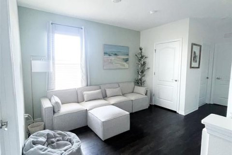 Casa en venta en Kissimmee, Florida, 4 dormitorios, 217.3 m2 № 1571966 - foto 7
