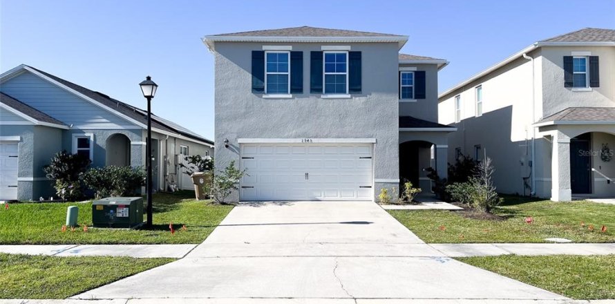 Casa en Kissimmee, Florida 4 dormitorios, 217.3 m2 № 1571966