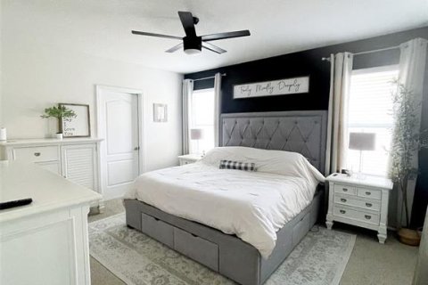 Casa en venta en Kissimmee, Florida, 4 dormitorios, 217.3 m2 № 1571966 - foto 8
