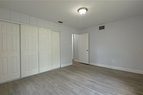 House in Daytona Beach, Florida 3 bedrooms, 114.46 sq.m. № 2259570 - photo 23