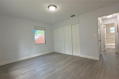 House in Daytona Beach, Florida 3 bedrooms, 114.46 sq.m. № 2259570 - photo 22